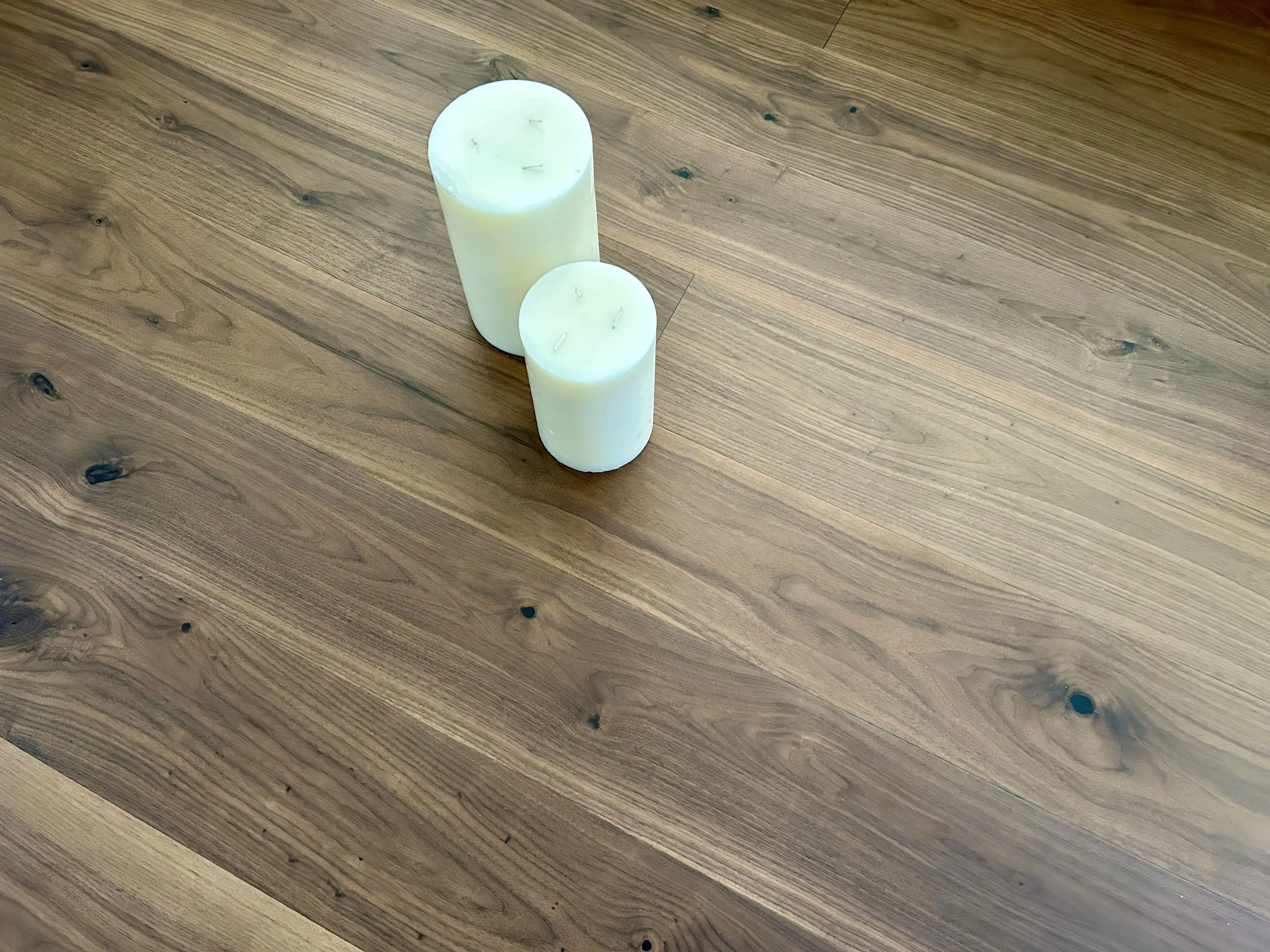 Essential Walnut — vista 9