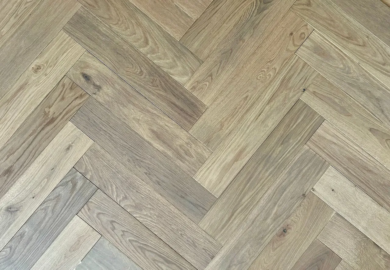 Toasted Oak Herringbone — vista 4