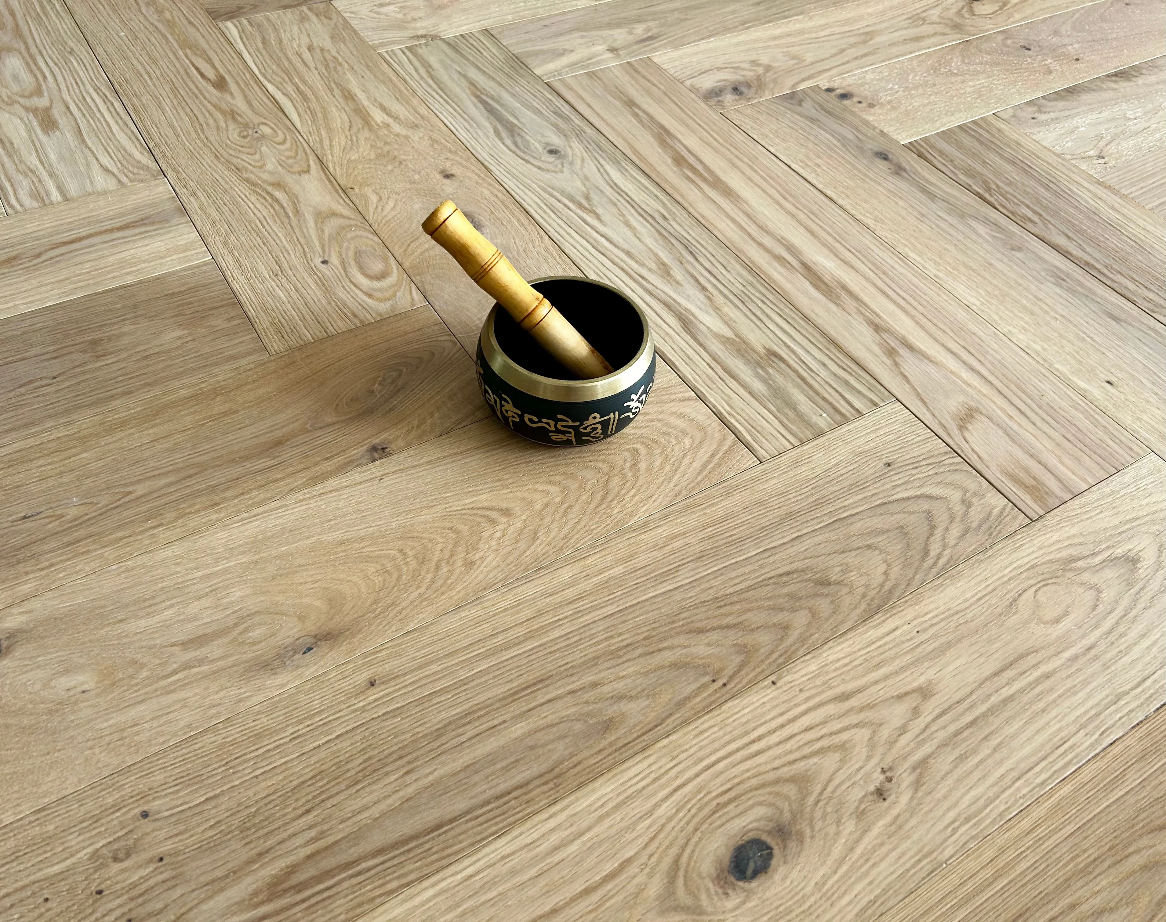 Snow Oak Herringbone